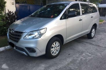 2014 Toyota Innova E for sale