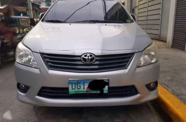 Selling our Toyota Innova J, Diesel, Manual