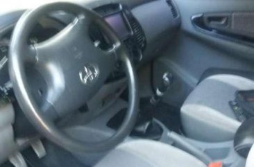 Toyota Innova E 2012 for sale