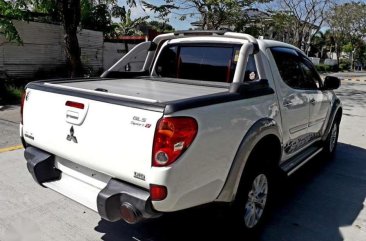 Mitsubishi Strada 4x4 2014 for sale