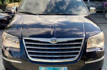 Chrysler Town and Country 2010 for sale