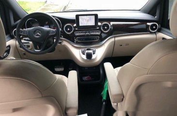 Mercedes-Benz V220 2017 FOR SALE