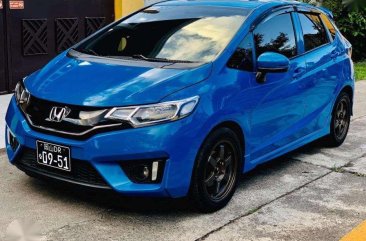 2015 HONDA JAZZ VX 1.5 gas super efficient