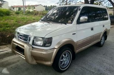 2000 Mitsubishi Adventure FOR SALE