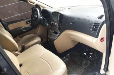 2009 Hyundai Starex gold FOR SALE