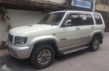 LIKE NEW Isuzu Trooper  FOR SALE