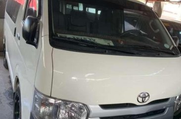 2018 TOYOTA Hiace 30 Commuter white FOR SALE