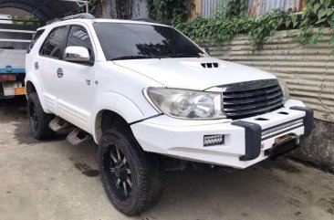 TOYOTA Fortuner V 4x4 2010 model