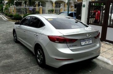 2017 Hyundai Elantra 18mags 9tkm FOR SALE