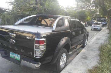 For sale RUSH!!!! Ford Ranger XLT Model 2014