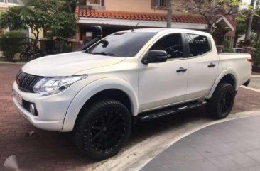 FOR SALE : 2016 Mitsubishi strada GLSV 4x4