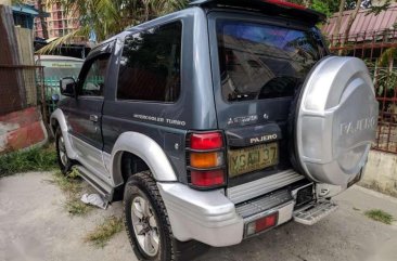 Rush! For sale MITSUBISHI Pajero 3 door 2nd gen 2002