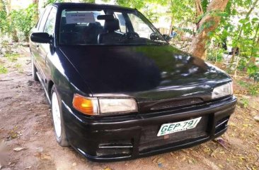 Like new Mazda 323 for sale