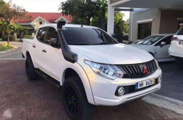 FOR SALE : 2016 Mitsubishi strada GLSV 4x4