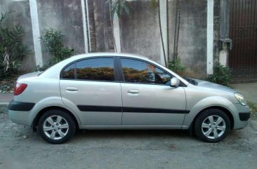 Kia Rio Ex matic 2009 FOR SALE