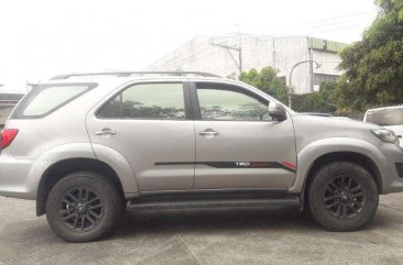 2015 Toyota Fortuner 2.5 V AT FOR SALE