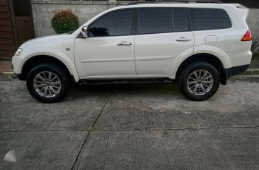 2011 Mitsubishi Monterosport / Montero GLS Pearl White