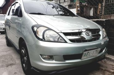 Selling Toyota Innova g 2006