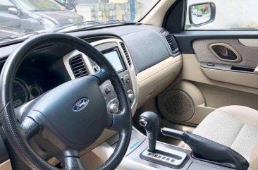 2014 FORD ESCAPE . automatic . all power 