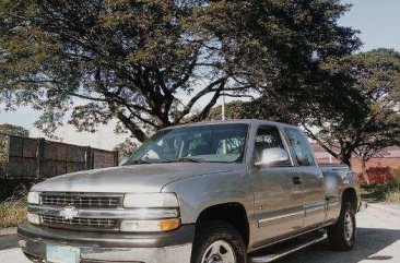 2003 Chevrolet Silverado V8 pick up truck 4x4 fresh rare model