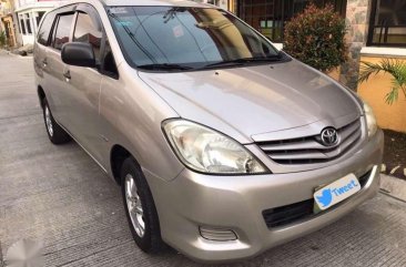 Toyota Innova E MT 2011 for sale