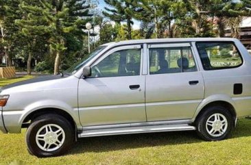 Selling Toyota Revo gl 99model manual