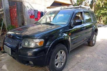 Rush! Rush!! Rush!!! Ford Escape 2004 model