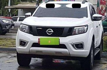 Selling 2017 Nissan NP300 NAVARA EL 4X2 MT (For Assume)