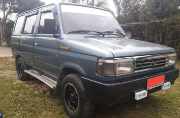 TOYOTA Tamaraw FX Deluxe 2CDiesel engine