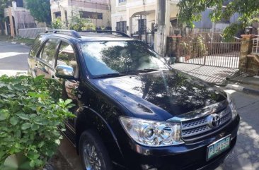 Toyota Fortuner G Automatic Diesel 2011model