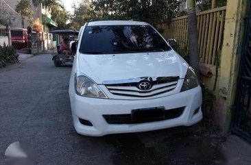 Rush! 2009 Toyota Innova J