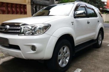 2010 TOYOTA Fortuner 4x2 G diesel mt 