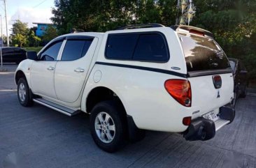 Mitsubishi Strada 2009 for sale