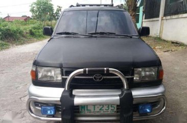 Toyota Revo SR 2000 Gas for sale