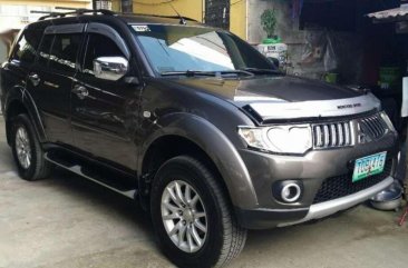 700k last price 2012 Mitsubishi Montero glsv gls v 4x2 AT with paddle shift