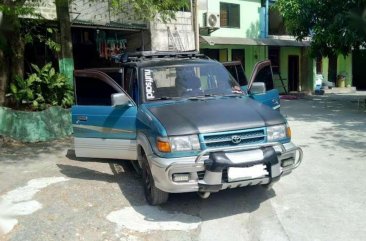 2000 Toyota Revo sport runner for sale