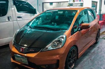 2012 Honda Jazz 1.5V A/T Top of the line