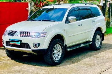 2011 Mitsubishi Montero gls v FOR SALE