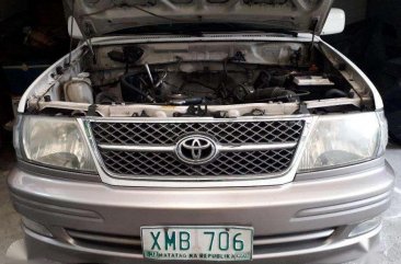 Toyota Revo SR 2003 MT gas FOR SALE