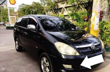 Rush Sale TOYOTA Innova 2007 V (top of the line)