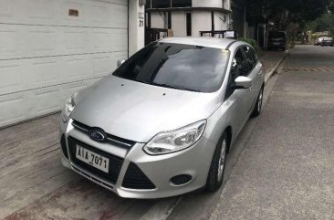 2015 Ford Focus Hatchback Lady driven very nice ends 1