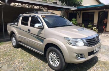 2014 model Toyota Hilux G D4D automatic transmission turbo diesel 4x2