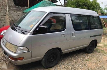 Toyota Town ace Hi ace Automatic 2004 FOR SALE