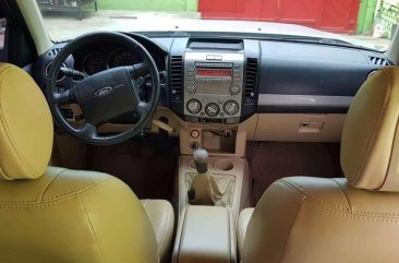 Ford Everest Model 2013 FOR SALE