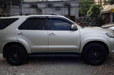 Toyota Fortuner 2.5 v D4D turbo Diesel A/T