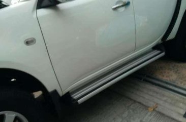 SELLING MITSUBISHI Strada Pick up