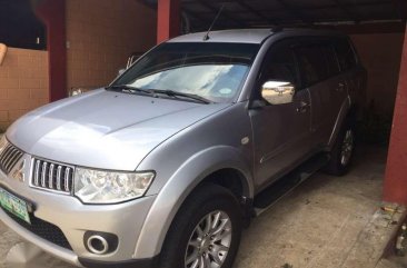 SELLING MITSUBISHI Montero sports gls 2010