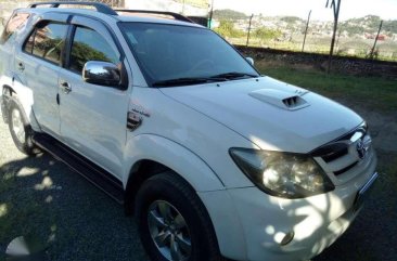 Toyota Fortuner V Top of the line Working 4x4. 2005