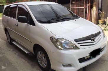 TOYOTA INNOVA 2010 model FRESH IN AND OUT