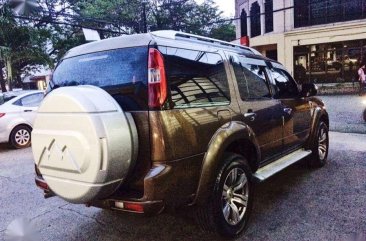 Rush Sale Ford Everest top limited edition 2011 AT